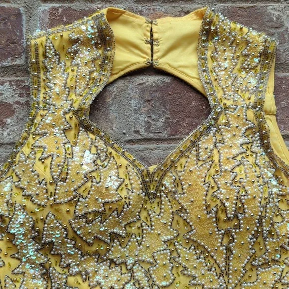 Vintage 1980s Alyce Designs Yellow All Over Glass Beaded Formal Dress - Picture 3 of 8